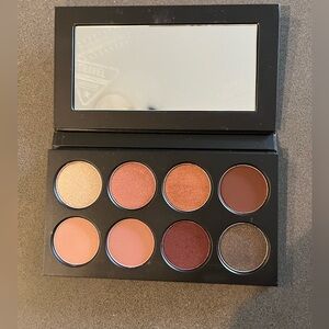 MAC Travel Exclusive Palette (New w/o box)  x8 Burgundy